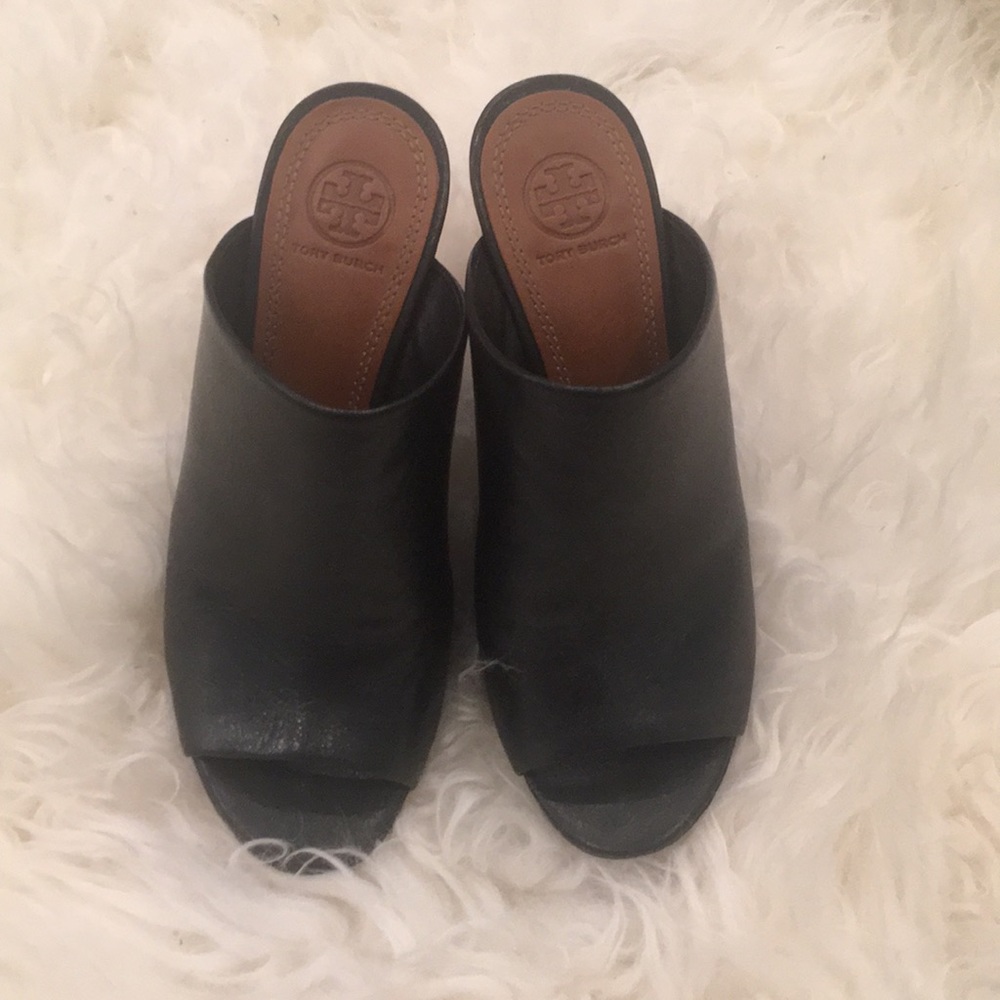 Tory Burch open toed leather heels